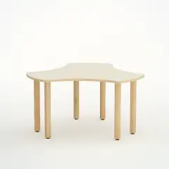 Tavolo Esatondo Onda Misura 2 Magnolia  Per La Scuola Infanzia - Conforme CAM